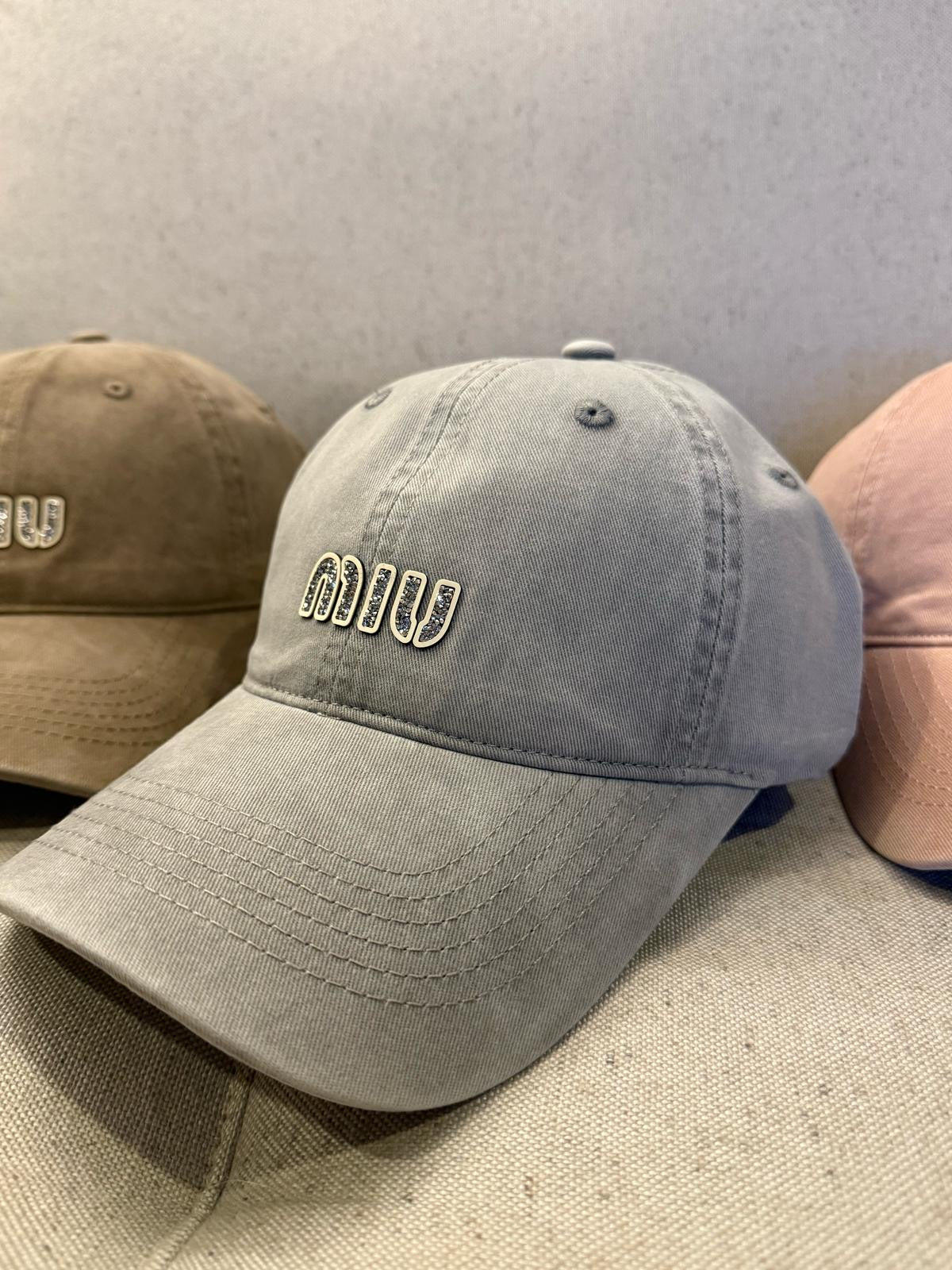 Gorras Miu Miu