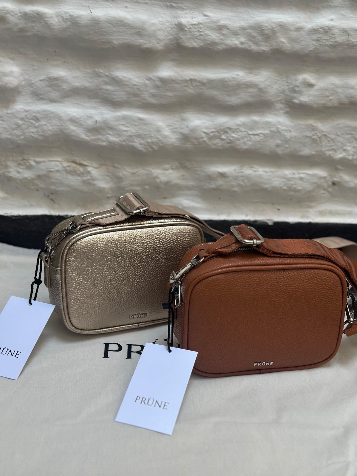 Cartera de cuero prüne