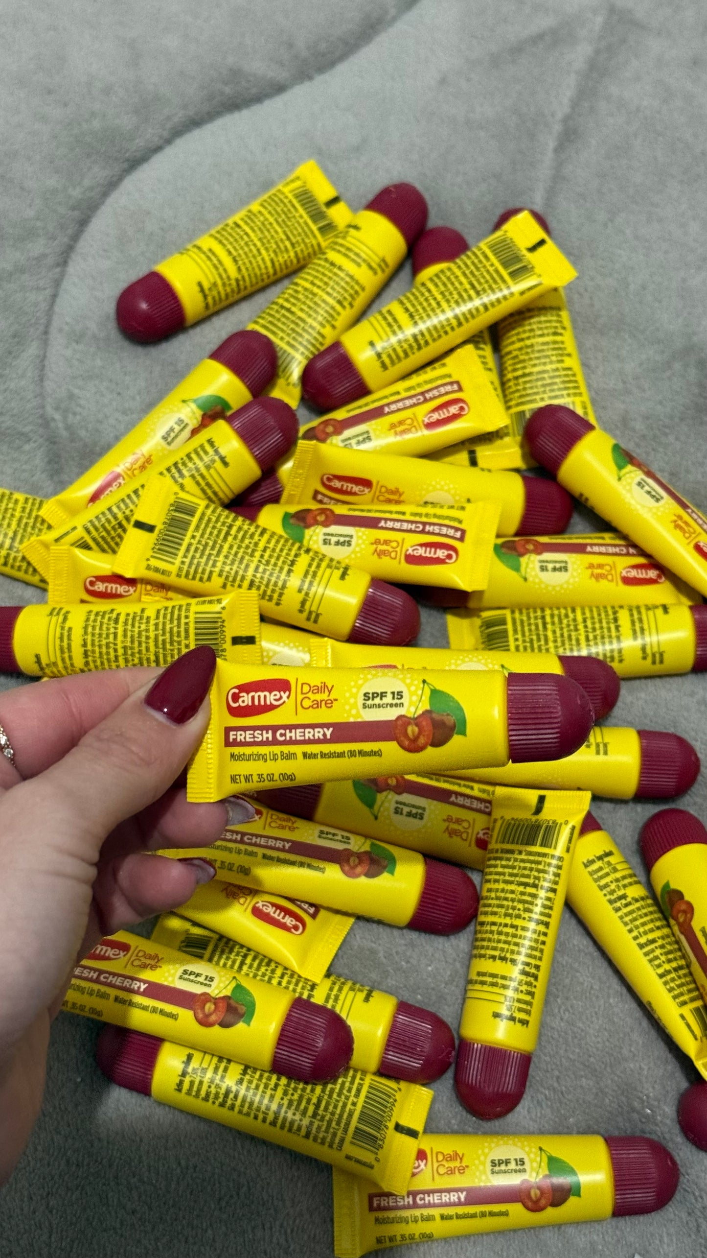 Carmex cherry SPF15
