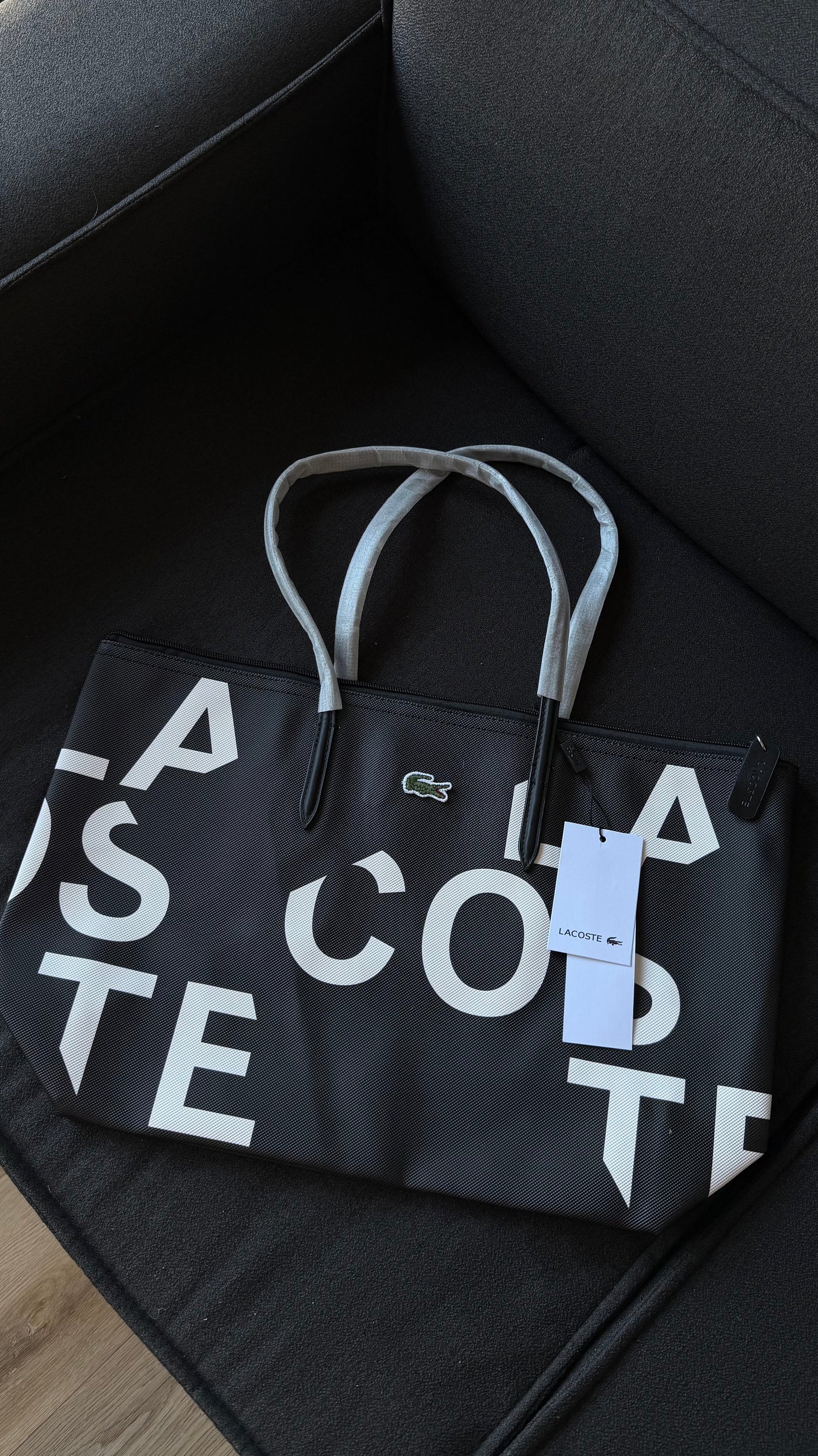 Shopper Lacoste letras