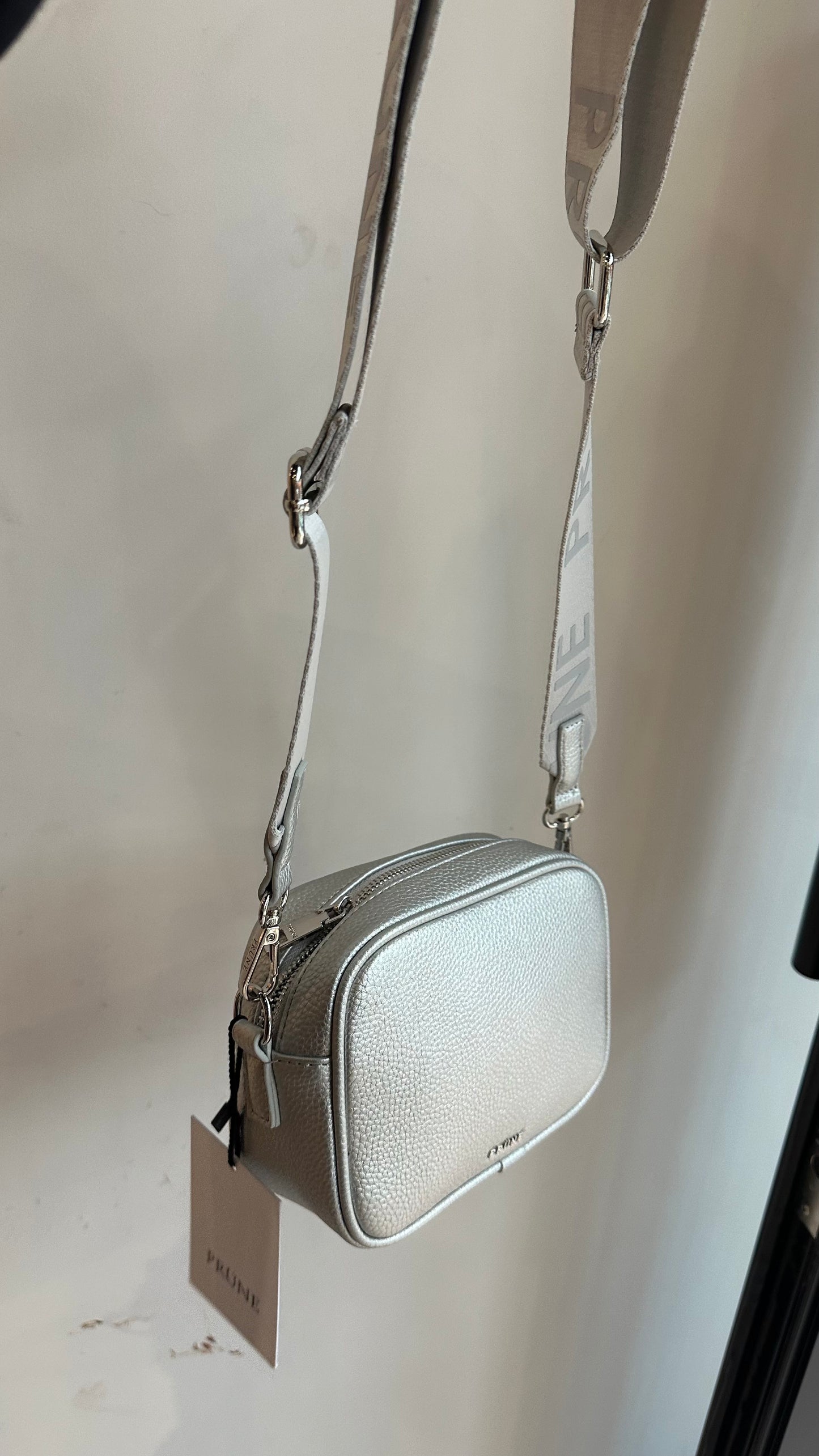 Cartera de cuero prüne