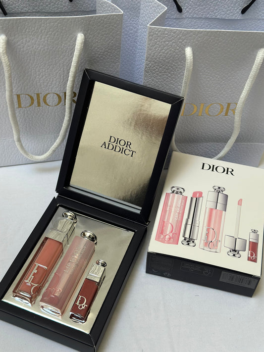 Kit Dior addict